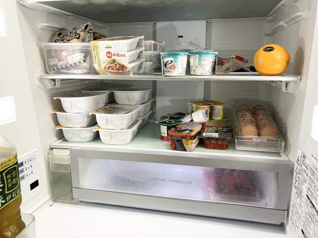 2人前×週3食プランを冷蔵庫に収納した様子