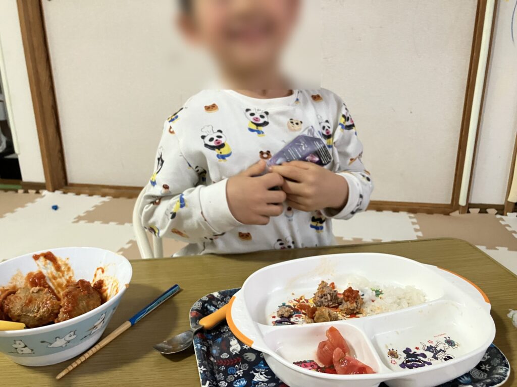 実際に食卓に並んだツクリオの夕食